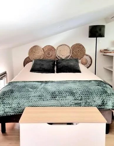 Daire Cocon Sous Les Toits - Metro Jeanne D'arc - Gare *